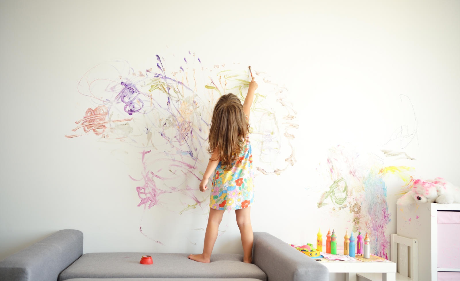 Com crianças em casa, uma tinta lavável será a sua salvação!