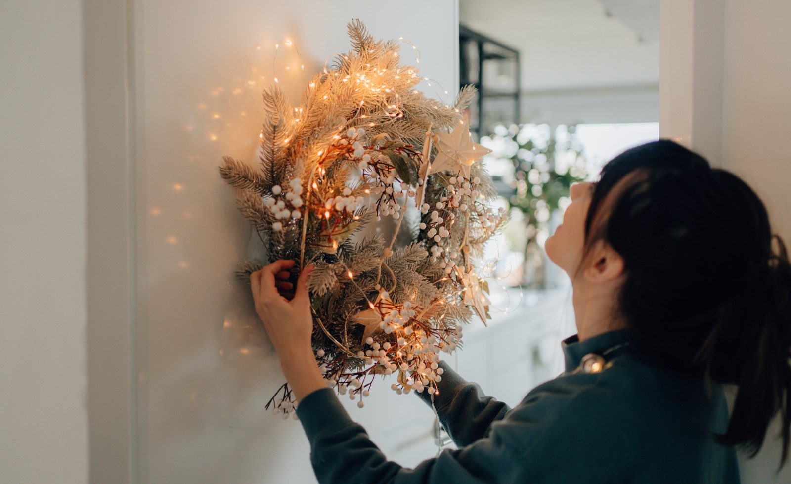 How lighting influences the colours in your home